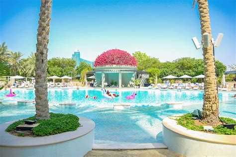 palazzo versace swimming pool|Hotel Pool Dubai .